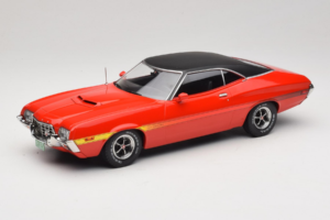 Ford Gran Torino Sport Röd IXO 1:18 18CMC263 Metall