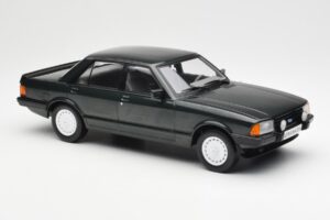 Ford Granada Mk2 2.8 Injection Mörkgrön MCG 1:18 MCG18263 Metall — bild 4 av 6