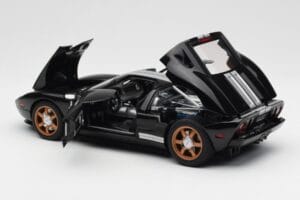 Ford GT Svart Med Vita Ränder AUTOart 1:18 73023 Metall — bild 5 av 8