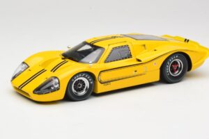 Ford GT40 Mk IV Gul 1967 Shelby Collectibles 1:18 31414S Metall