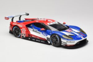Ford GT #68 D. Muller / J. Hand / S. Bourdais LMGTE Pro Winner 24 Hours of Le Mans 2016 Minichamps 1:18 4012138143098 Metall — bild 4 av 6