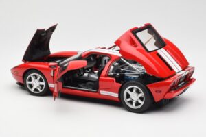 Ford GT Röd AUTOart 1:18 73021 Metall — bild 5 av 8