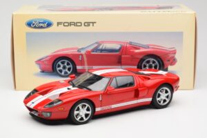 Ford GT Röd AUTOart 1:18 73021 Metall — bild 8 av 8