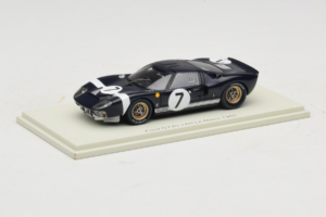 Ford GT40 Mk I #7 B. Bondurant / U. Maglioli 24 Hours of Le Mans 1965 Spark 1:43 S4536 Resin — bild 2 av 4