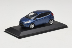 Ford Ka Dark Blue Metallic Minichamps 1:43 FORD004 Metall — bild 2 av 4