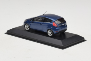 Ford Ka Dark Blue Metallic Minichamps 1:43 FORD004 Metall — bild 3 av 4