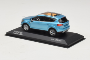Ford Kuga Mk1 Blå Metallic Minichamps 1:43 400087201 Metall — bild 3 av 4