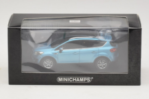 Ford Kuga Mk1 Blå Metallic Minichamps 1:43 400087201 Metall — bild 4 av 4