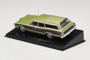 Ford LTD Country Squire Green Bronze IXO 1:43 CLC608N Metall — bild 3 av 5