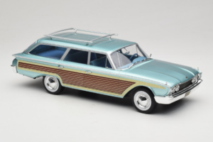 Ford Country Squire Blå MCG 1:18 MCG18049 Metall — bild 4 av 6