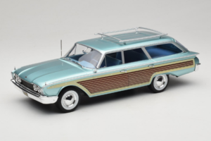 Ford Country Squire Blå MCG 1:18 MCG18049 Metall