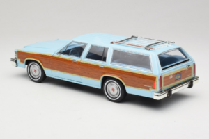 Ford LTD Country Squire Charlie's Angels Movie GreenLight 1:18 19066 Metall — bild 7 av 8