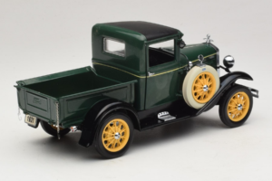 Ford Model A Pickup Valley Green Motor City 1:18 40003 Metall — bild 3 av 8
