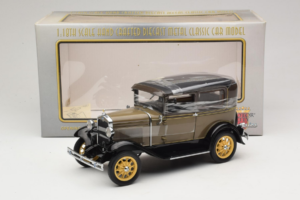 Ford Model A Tudor Chicle Drab Motor City 1:18 41003 Metall — bild 6 av 6