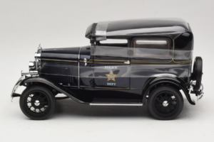 Ford Model A Tudor Police Car Motor City 1:18 43008 Metall — bild 3 av 6