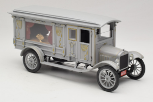 Ford Model T Ornate Carved Hearse Precision Miniatures 1:18 PMSC-07G Metall — bild 6 av 8
