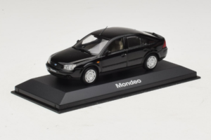Ford Mondeo Mk3 Svart Minichamps 1:43 MONDEO004 Metall — bild 2 av 4