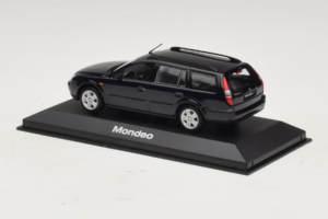 Ford Mondeo Mk3 Touring Svart Minichamps 1:43 MONDEO003 Metall — bild 3 av 4