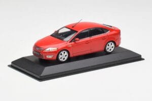 Ford Mondeo Mk4 Colorado Röd Minichamps 1:43 MONDEO001 Metall — bild 2 av 4