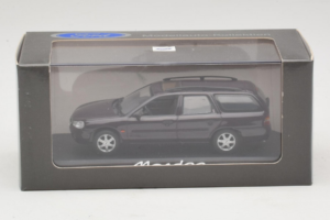 Ford Mondeo Mk1 Turnier Dark Blue Metallic Minichamps 1:43 43306312 Metall — bild 4 av 4