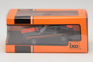 Ford Mustang Cobra II Svart IXO 1:43 CLC599N Metall — bild 4 av 4