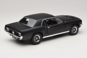 Ford Mustang Creed Movie GreenLight 1:18 13611 Metall — bild 3 av 8