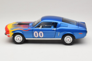 Ford Mustang Cooter's Car Dukes of Hazzard Tomy 1:18 21957P Metall — bild 3 av 6