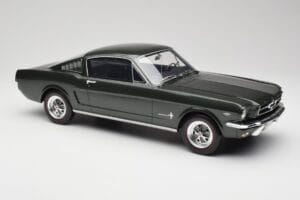 Ford Mustang Fastback Ivy Green Otto 1:12 G079 Resin — bild 4 av 6