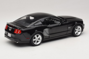 Ford Mustang GT Svart Drive Movie GreenLight 1:18 13609 Metall — bild 3 av 8
