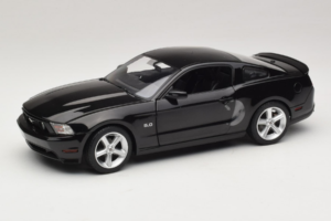 Ford Mustang GT Svart Drive Movie GreenLight 1:18 13609 Metall