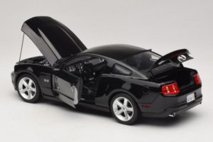 Ford Mustang GT Svart Drive Movie GreenLight 1:18 13609 Metall — bild 5 av 8