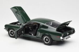 Ford Mustang GT Bullitt Grön AUTOart 1:18 72812 Metall — bild 5 av 8