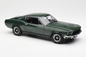 Ford Mustang GT Bullitt Grön AUTOart 1:18 72812 Metall — bild 6 av 8