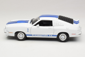 Ford Mustang II Cobra II Charlie's Angels Movie Greenlight 1:18 12880 Metall — bild 4 av 8