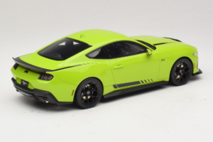 Ford Mustang RTR Spec 3 Gul GT Spirit 1:18 GT565 Resin — bild 2 av 6