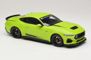Ford Mustang RTR Spec 3 Gul GT Spirit 1:18 GT565 Resin — bild 4 av 6