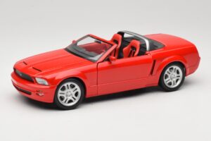 Ford Mustang S197 GT Cabriolet Röd Beanstalk Group 1:18 FOR10016R Metall