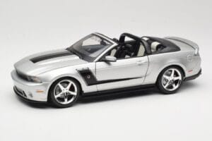 Ford Mustang S197 Roush 427R Cabriolet Silver Maisto 1:18 31669 Metall