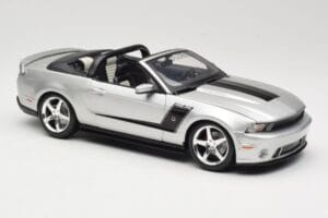 Ford Mustang S197 Roush 427R Cabriolet Silver Maisto 1:18 31669 Metall — bild 6 av 8