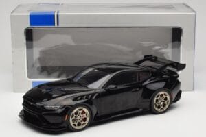 Ford Mustang S650 GTD Svart IXO 1:18 MCG18578 Metall — bild 6 av 6
