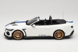 Ford Mustang S650 Shelby Super Snake Oxford White GT Spirit 1:18 GT572 Resin — bild 3 av 6