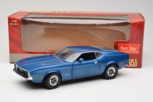 Ford Mustang SportsRoof Blå Sun Star 1:18 3612 Metall — bild 8 av 8