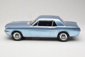 Ford Mustang V8 Hardtop Pony GT Silver Blue GT Spirit 1:12 G089 Resin — bild 3 av 6