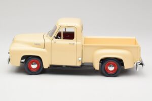 Ford Pickup Colonial Vit Road Legends 1:18 92148 Metall — bild 4 av 8