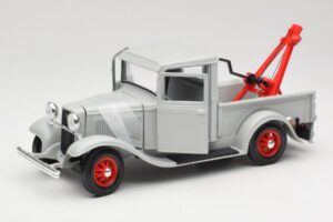 Ford Pick-Up Wrecker Grå Road Signature 1:18 92257 Metall — bild 2 av 8