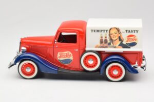 Ford Pickup Truck Pepsi-Cola Solido 1:18 99053 Metall — bild 4 av 8