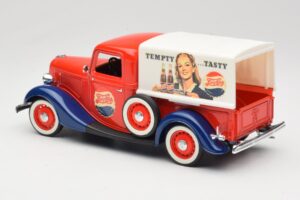 Ford Pickup Truck Pepsi-Cola Solido 1:18 99053 Metall — bild 7 av 8