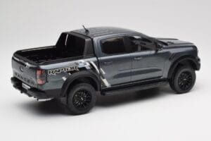 Ford Ranger Raptor Grå Metallic MCG 1:18 MCG18457 Metall — bild 3 av 6