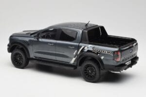 Ford Ranger Raptor Grå Metallic MCG 1:18 MCG18457 Metall — bild 4 av 6