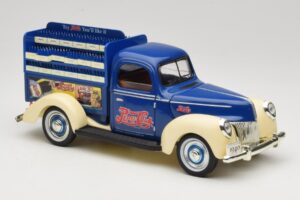 Ford Pepsi-Cola Replica Golden Wheel 1:18 PF351 Metall — bild 6 av 8